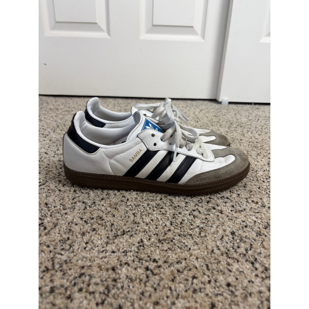 Adidas Samba OG Classic Low Top Sneakers Mens 9 Gum Sole White Black B75806